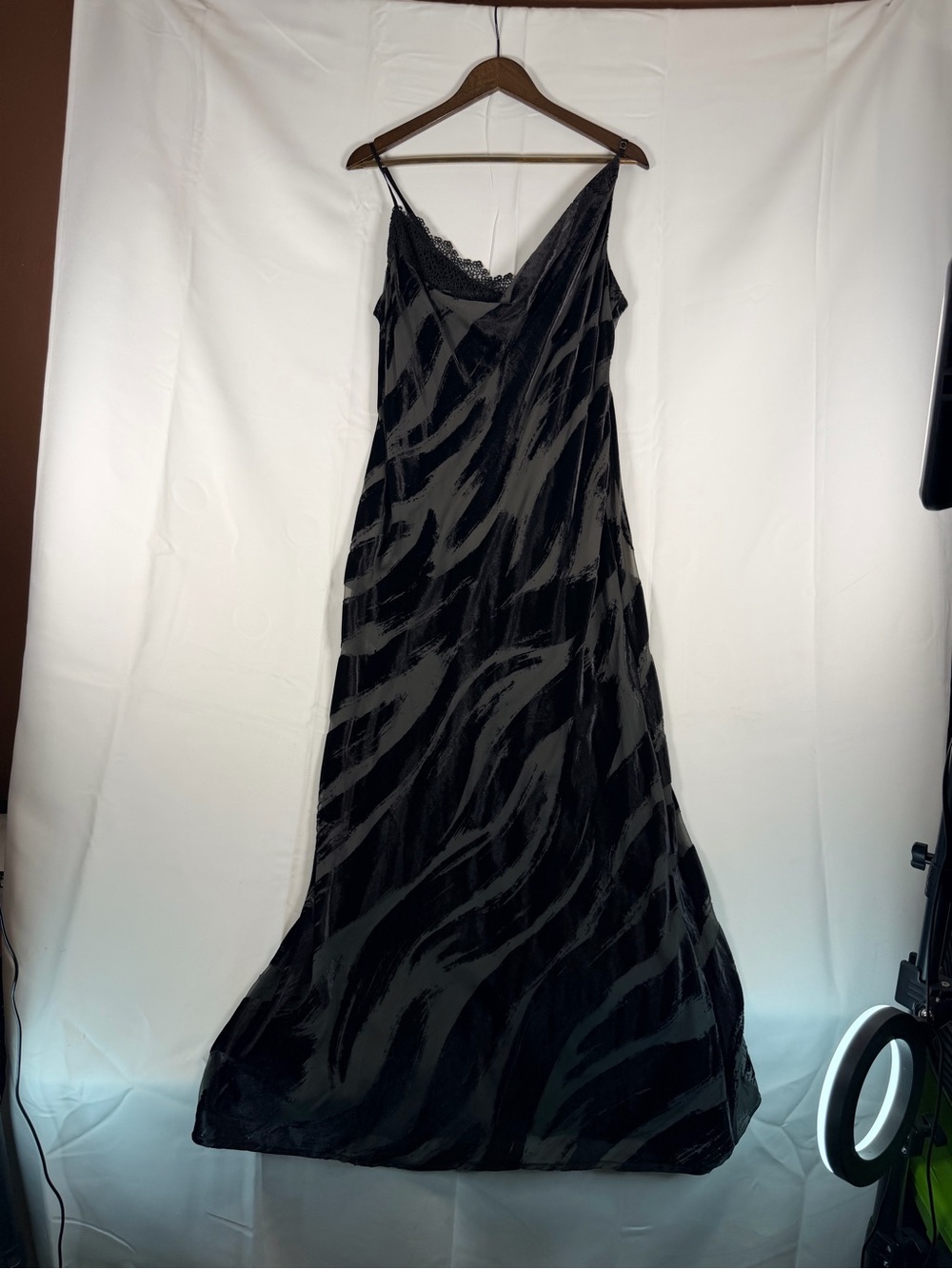 BY ANTHROPOLOGIE Women’s Size XL Dress Midi Zebra Slip Flocked Asymmetrical Cowl - Picture 3 of 16